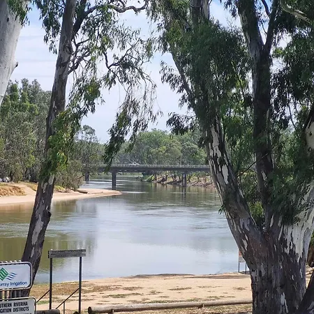 Boomerang Way Tourist Park Tocumwal Exterior photo