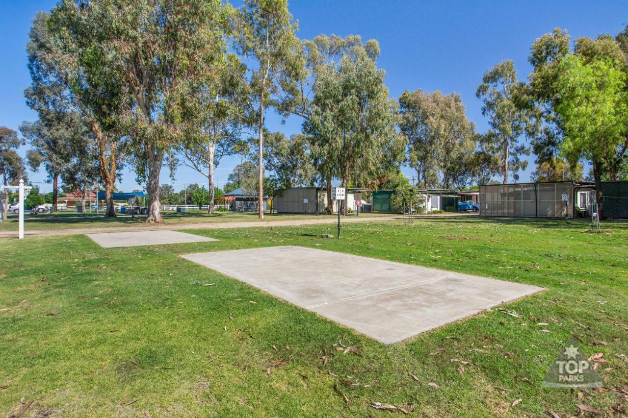 Boomerang Way Tourist Park Tocumwal